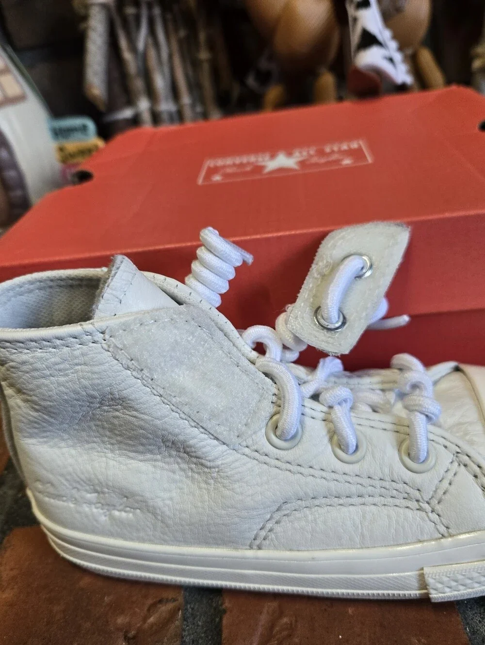 Converse Chuck 70 Taylor Easy On Leather Hi Top Vintage 'White'